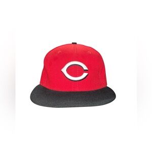 Cincinnati Reds New Era 59FIFTY fitted hat with a red crown and black brim